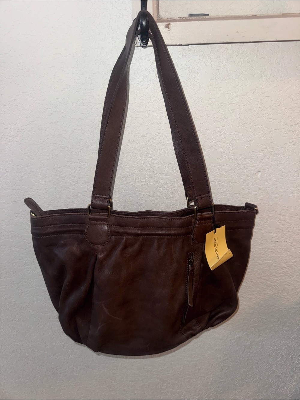 Marta Ponti Dark Brown Leather Shoulder Bag with Front Zip Pocket